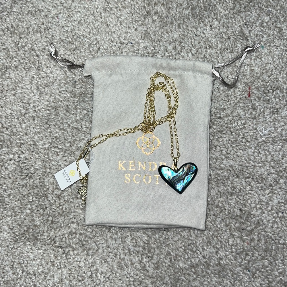 Kendra Scott Poppy Necklace